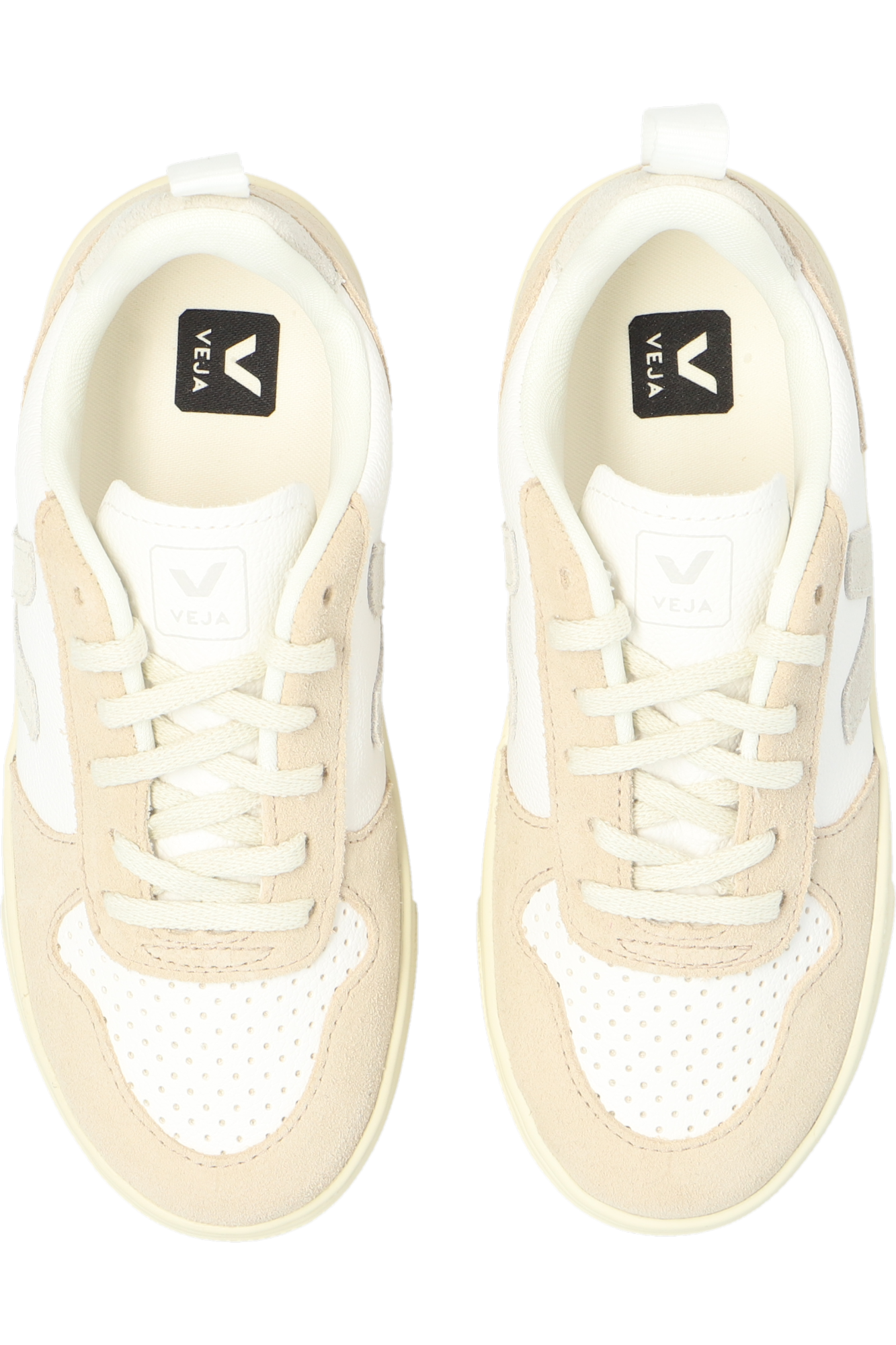 Veja on sale v10 kids